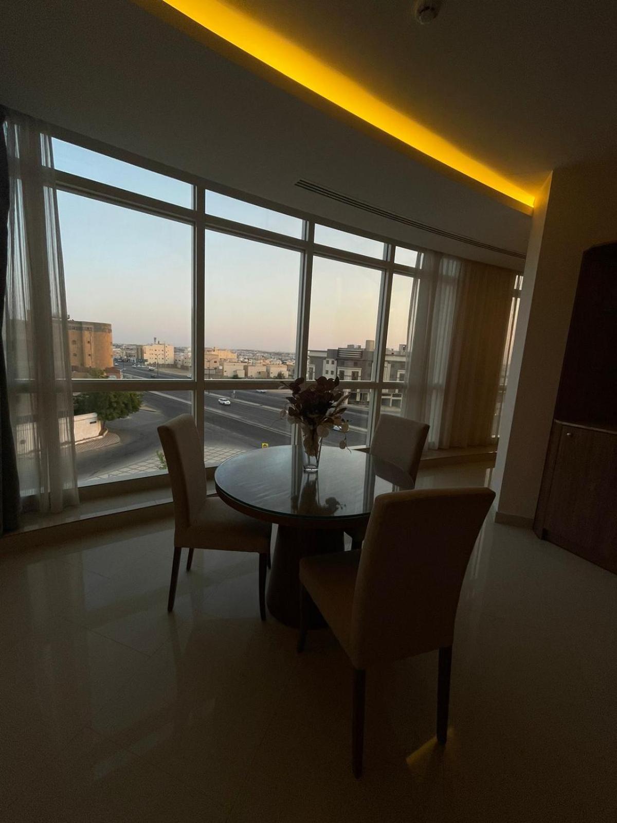 Best Western Plus Buraidah Buitenkant foto